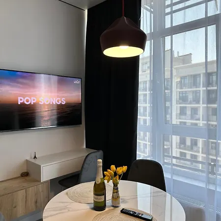 Atmosfera Apartments- в аркадии с террасой на крыше! アパート *