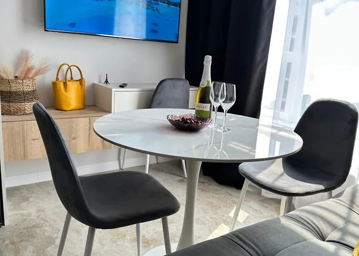 Atmosfera Apartments- в аркадии с террасой на крыше!